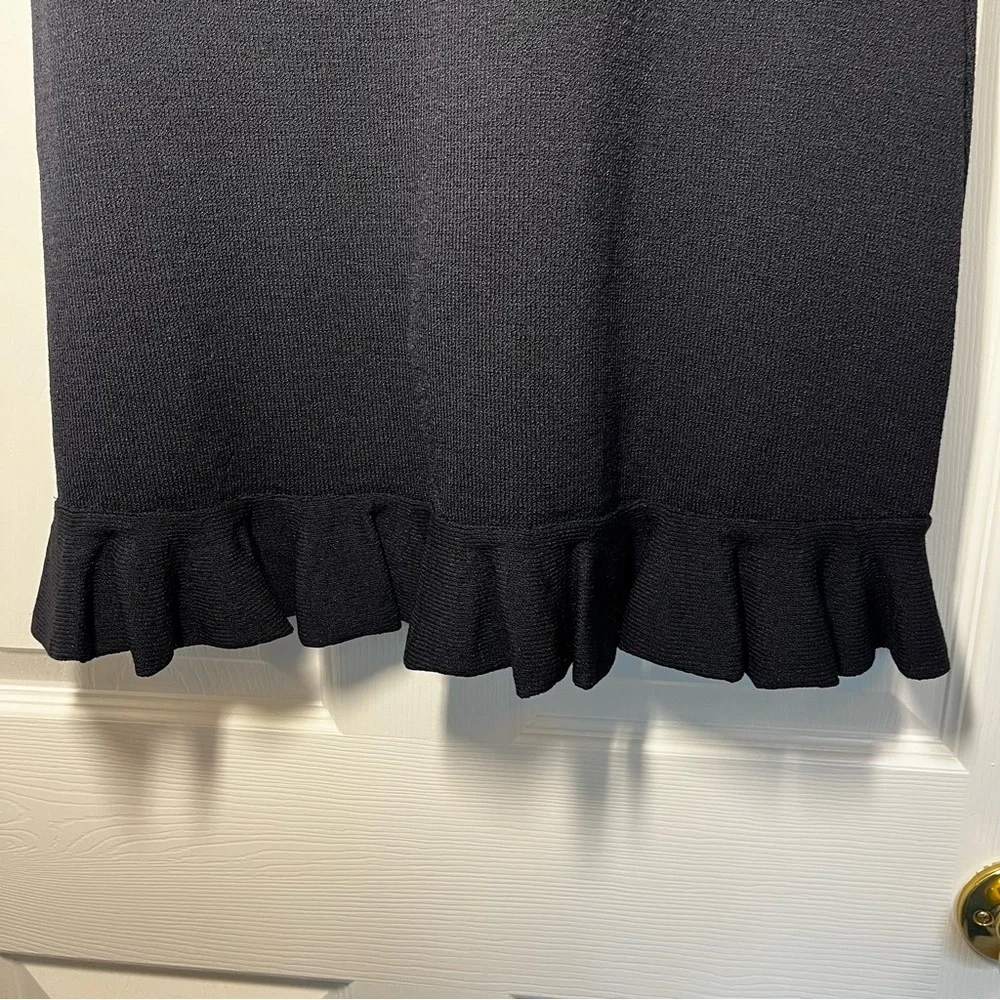 St John Collection Elegant Black Ruffle Skirt Size 2 - Picture 3 of 7